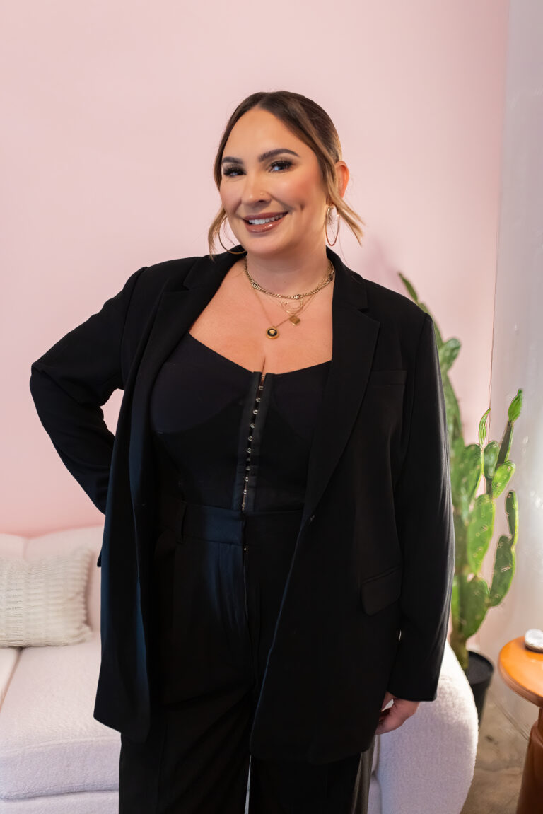 Elana Scharff